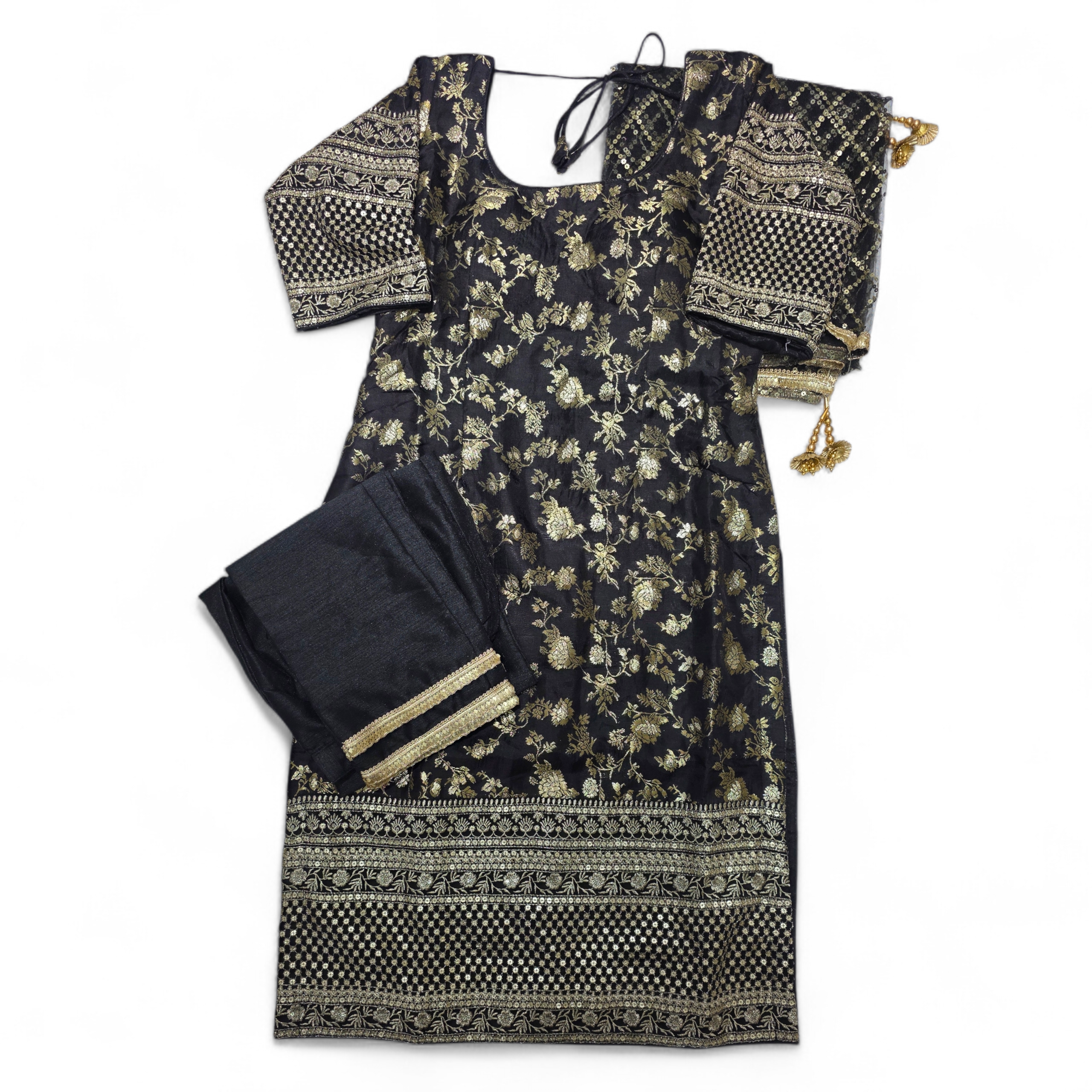 Pant Suit – Banarsi Work, Elegant & Comfortable Party Wear