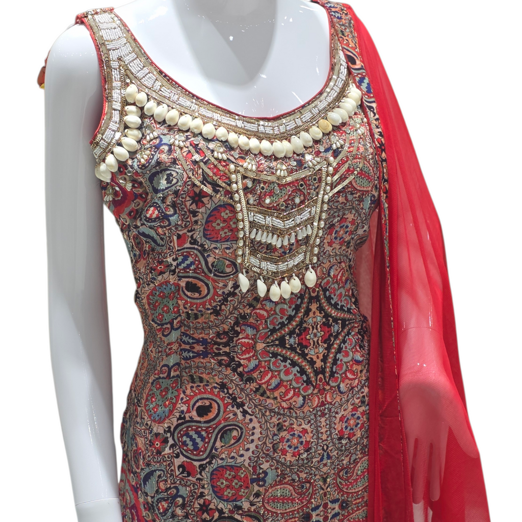 Pant Suit – One‑of‑a‑Kind Colorful Party Wear