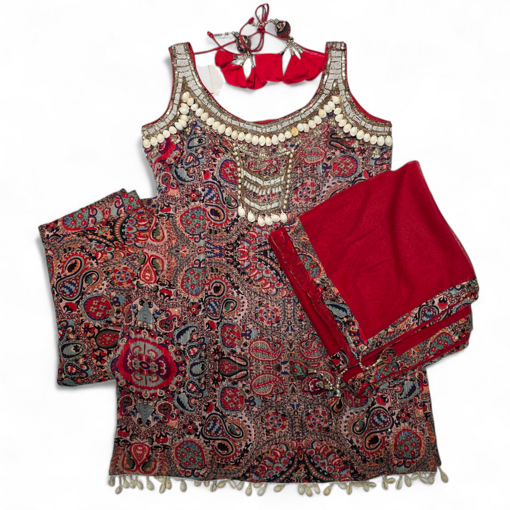 Pant Suit – One‑of‑a‑Kind Colorful Party Wear